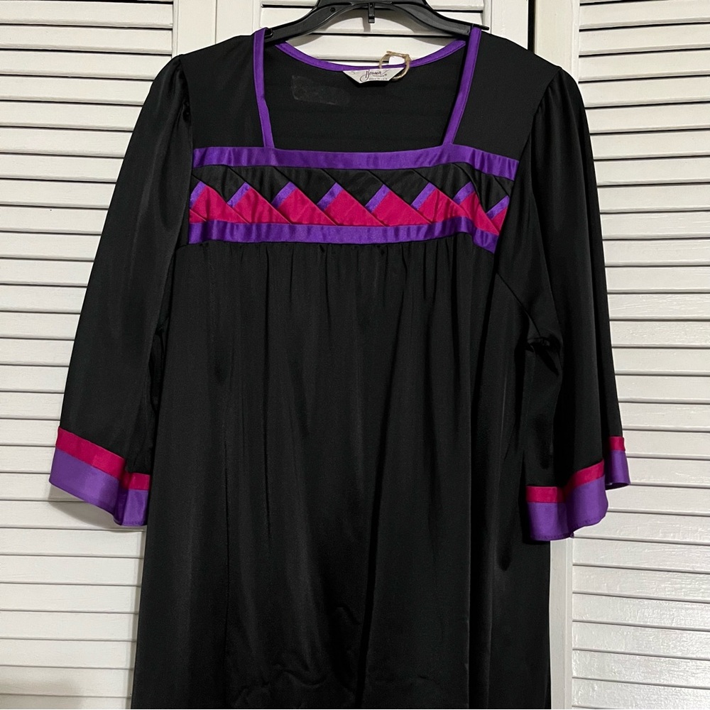 Vintage full length nightgown